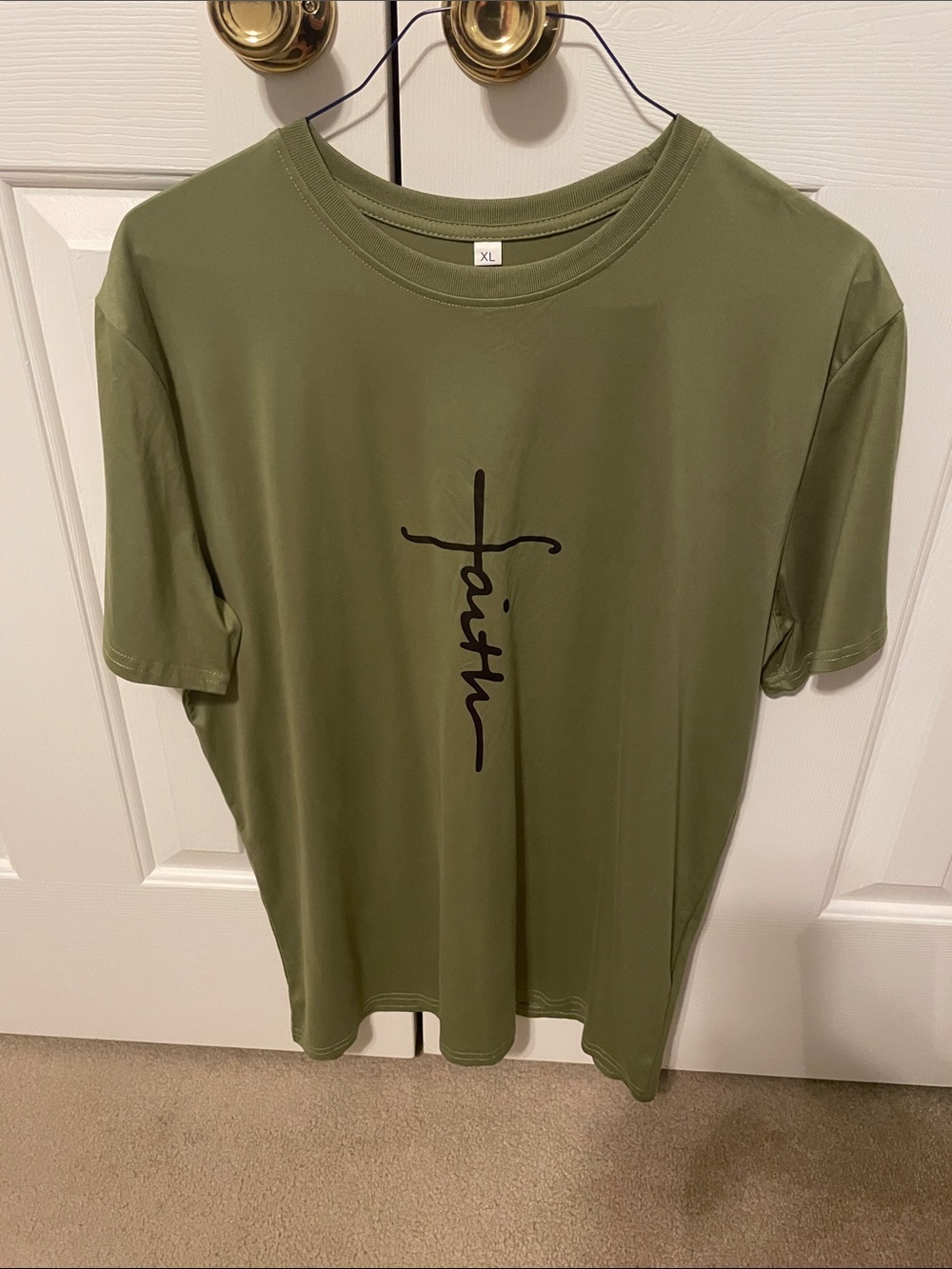 Men's Olive Green Cross/Faith Graphic T-shirt Extra Large (Like New)